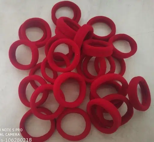 Red Rubber Band for Women (Red, Pack of 1)
