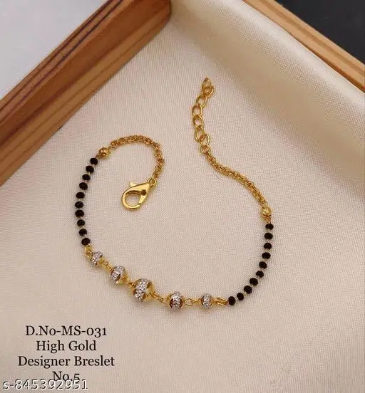 Bracelet for Women (Gold, Free Size)