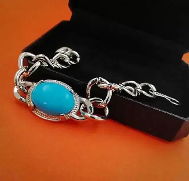 Metal Silver Chain Bracelet with Bold Turquoise Stone, Silver & Blue Pack of 1