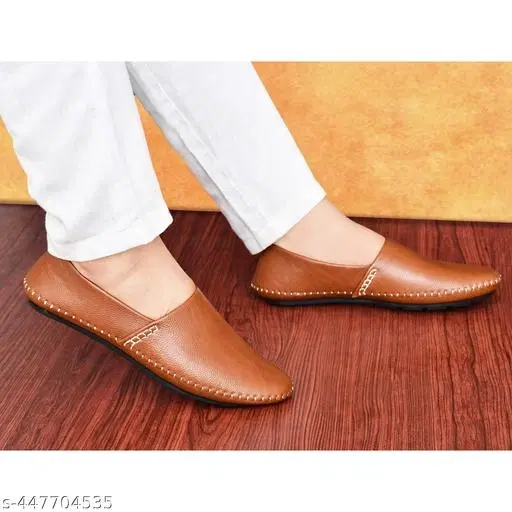 Juttis for Men (Tan, 8)