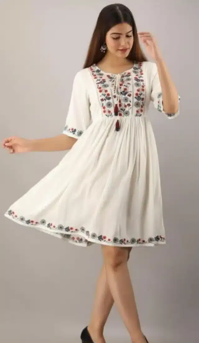 Women's Embroidered Dress (White, S)