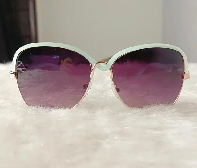UV Protected Stylish Sunglass for Women (Multicolor)