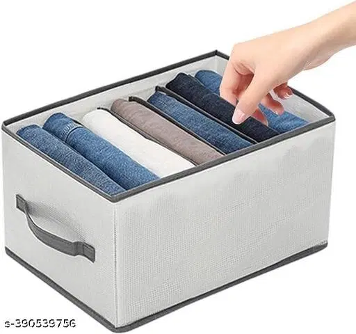 Non-woven Clothes Cover,  (Grey),  (Pack Of 1)