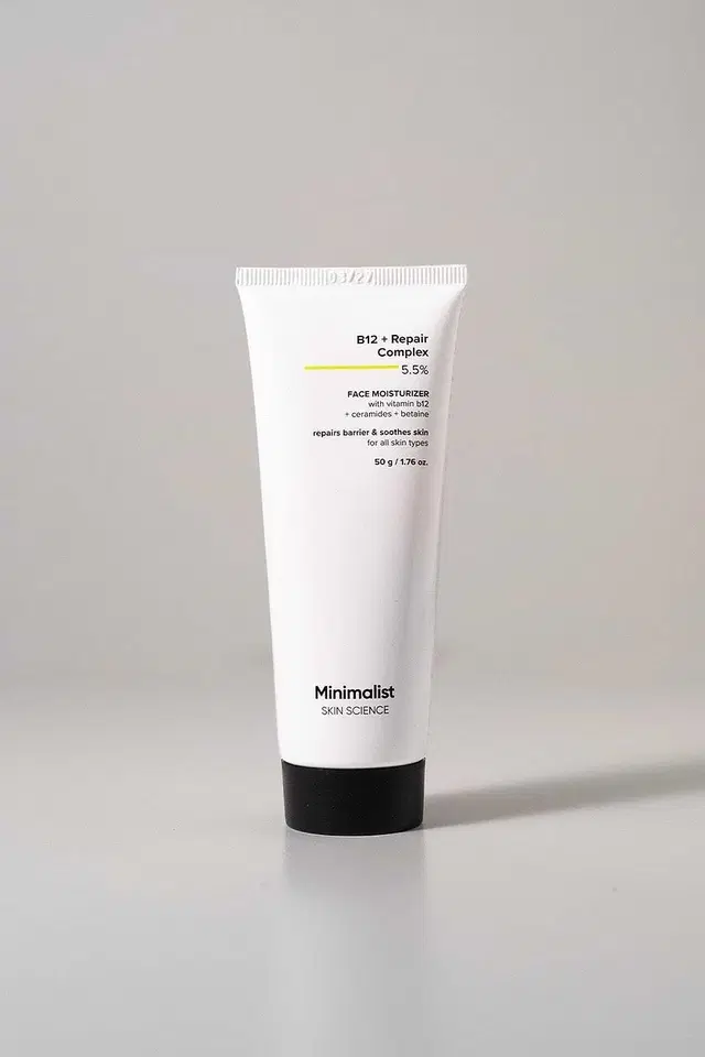Minimalist B12 + Repair Complex 5.5% Moisturizing Cream 50 g