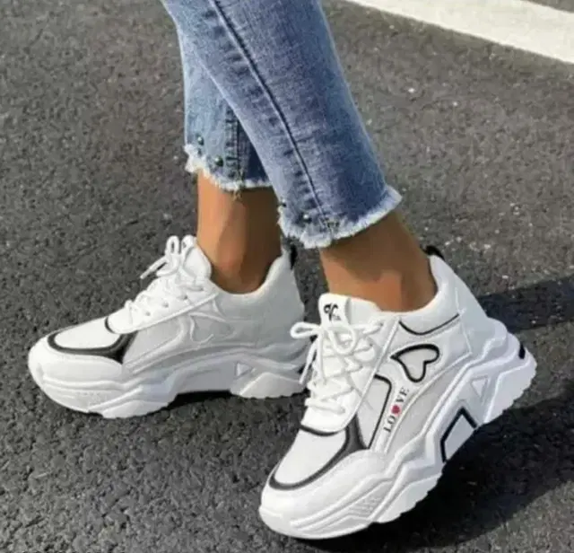 Sneakers for Women (White & Black, 8)