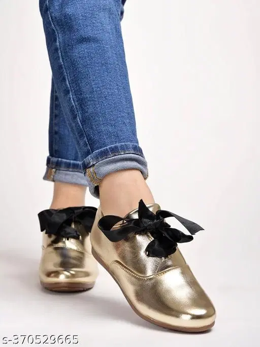 Shoetopia Sneakers (IND-6)