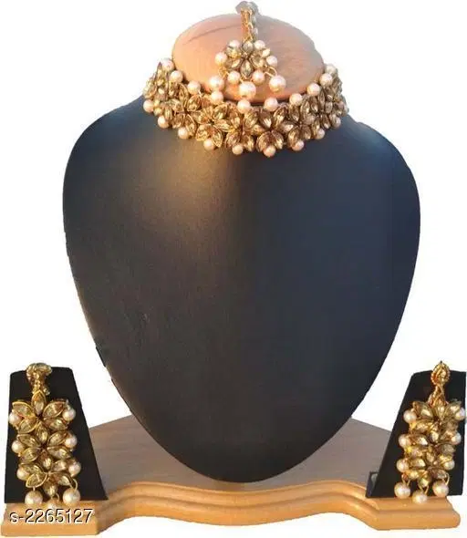 Vintage Alloy Jewellery Set