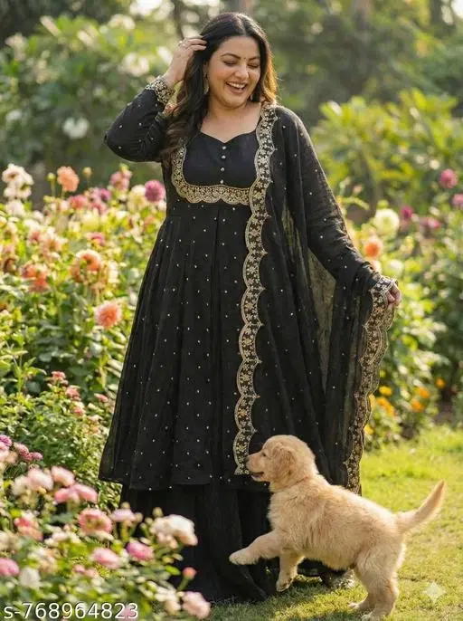 Floral Embroidered Dupatta Set for Women (Black, S)