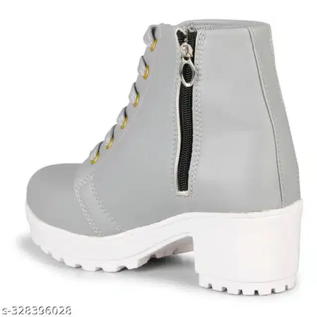 Boots for Women (Grey, 5)