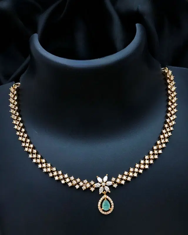 Zircon Gold-plated Necklace Set for Women (Maroon, Free Size)