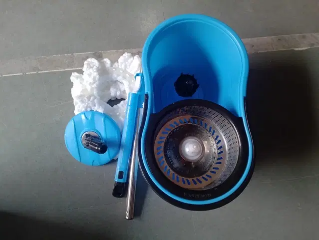 Mop with Bucket & Accessories, Blue, Set of 1