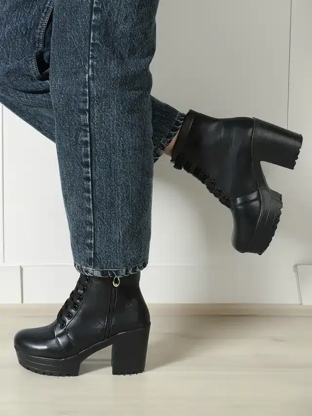 High Ankle Boots for Women (Black, 3)