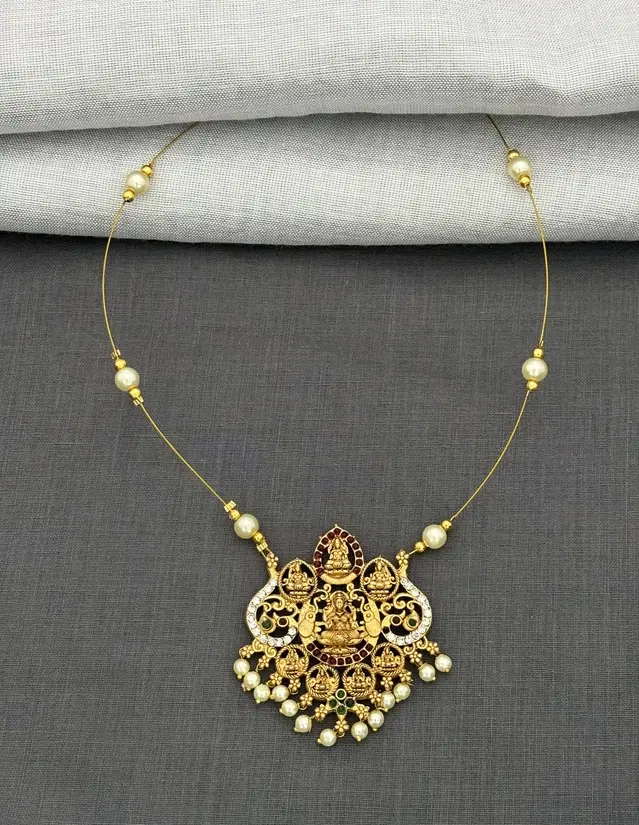 Zircon Gold-plated Jewellery Set for Women (Beige, Free Size)