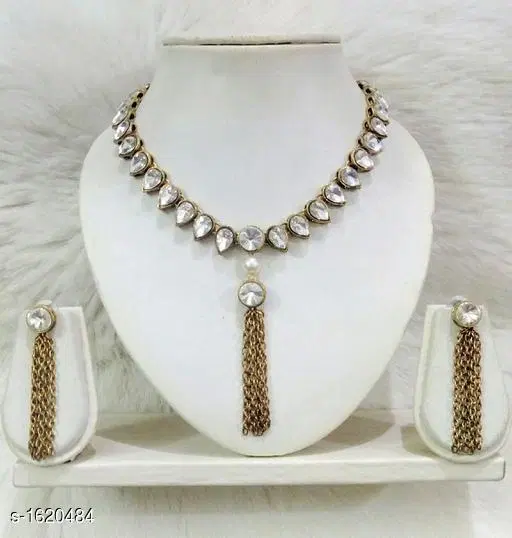 Women'S Alloy Gold Plated Jewellery Set, White