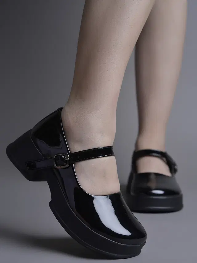 JM Looks Stylish Heels for Women (Black, 4)