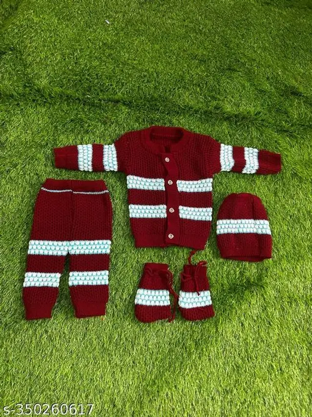 Woolen Clothing Set for Boys (0-3 Months, Maroon)