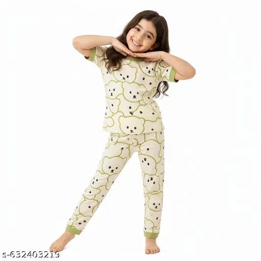 Night Suit for Girls (Green, 7-8 Years)