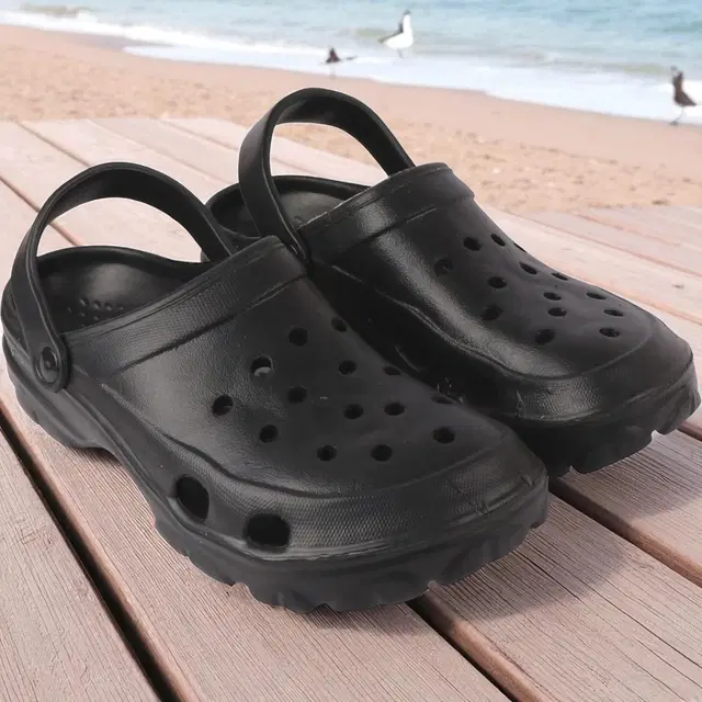 Clogs for Men, Black (9)