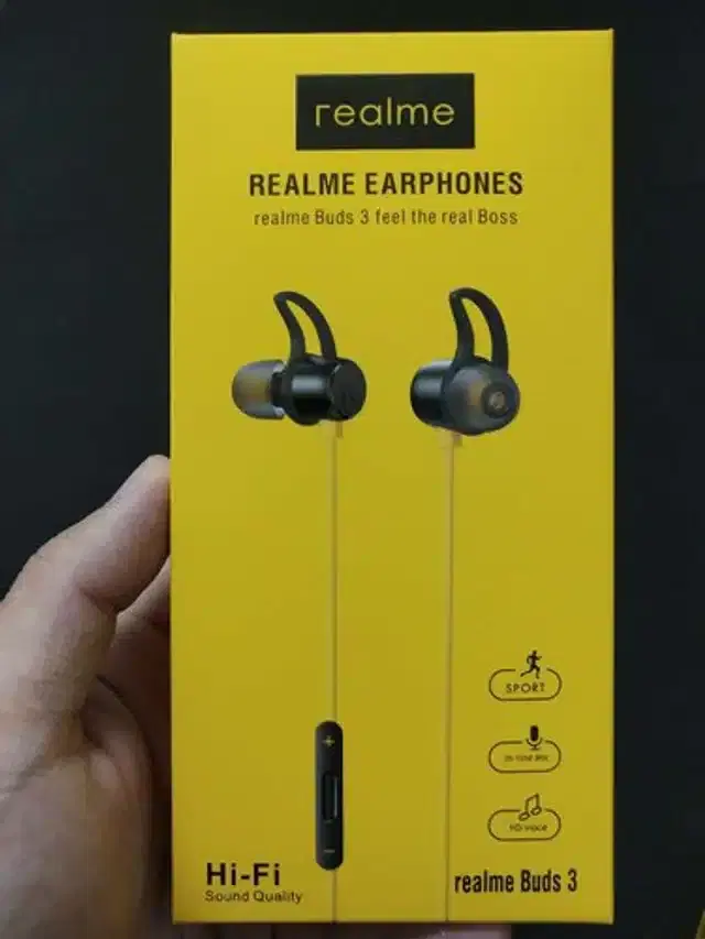 Realme Buds 3 In-Ear 3.5 mm Wired Earphone with Mic, Black & Yellow