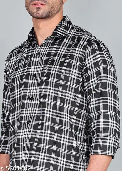 Cotton Blend Checked Shirts for Men, Black (M)