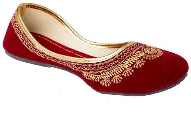 Women Suede Ethnic Jutis (Red, 6) (SD-722)