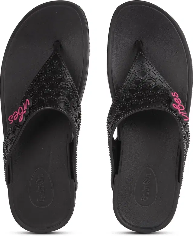 action Slippers (Black, 4)