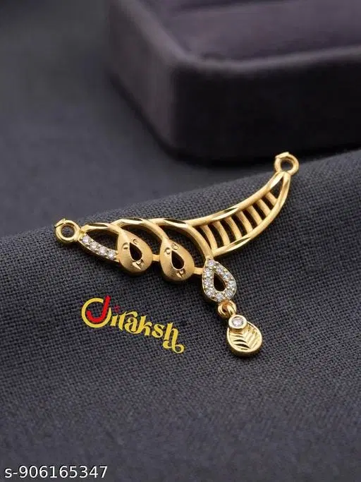 Designer Pendant for Women (Gold)