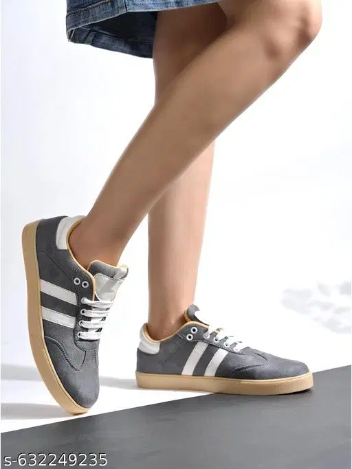 Shoetopia Slip-on Sneakers Size IND-3