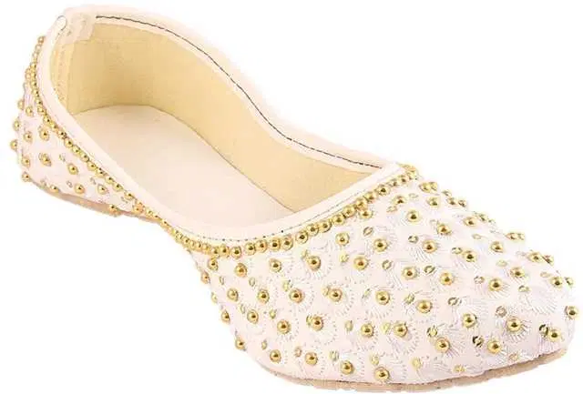Women Synthetic Ethnic Jutis (White, 5) (SD-718)