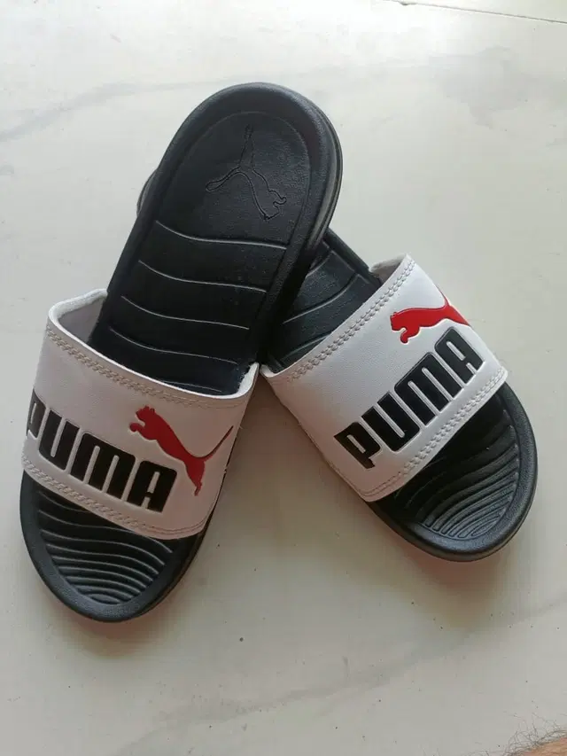 Sliders for Men (Black & White, 6)