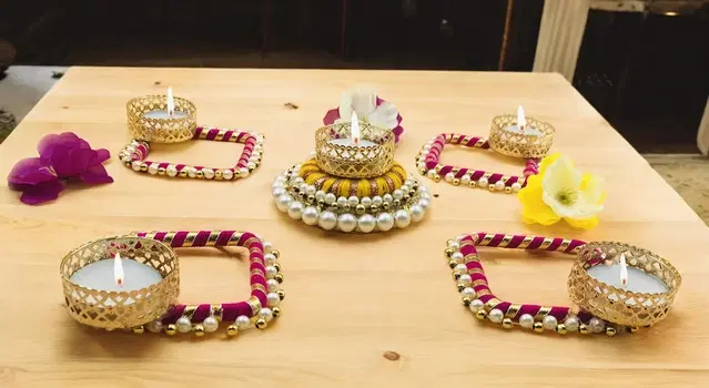 Metal Designer Tealight Candle Holder, Multicolor, 8x8x4.5 cm, Pack of 5