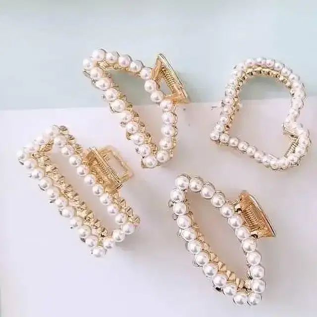 Myra Collection Metal diamond pearl hair clutch claw clips for girls (4 pcs, Multicolor)