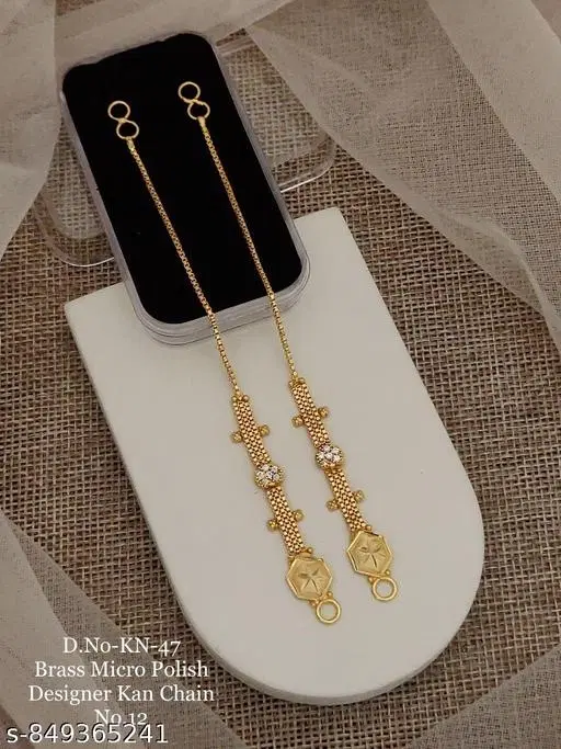 Stylish Studs for Women (Gold, Free Size)