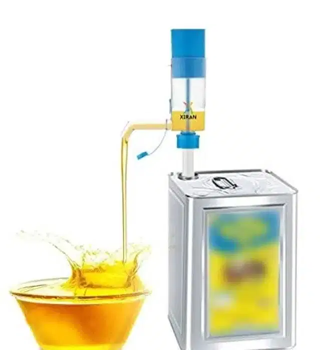 Manual Oil Pump for Kitchen, Assorted