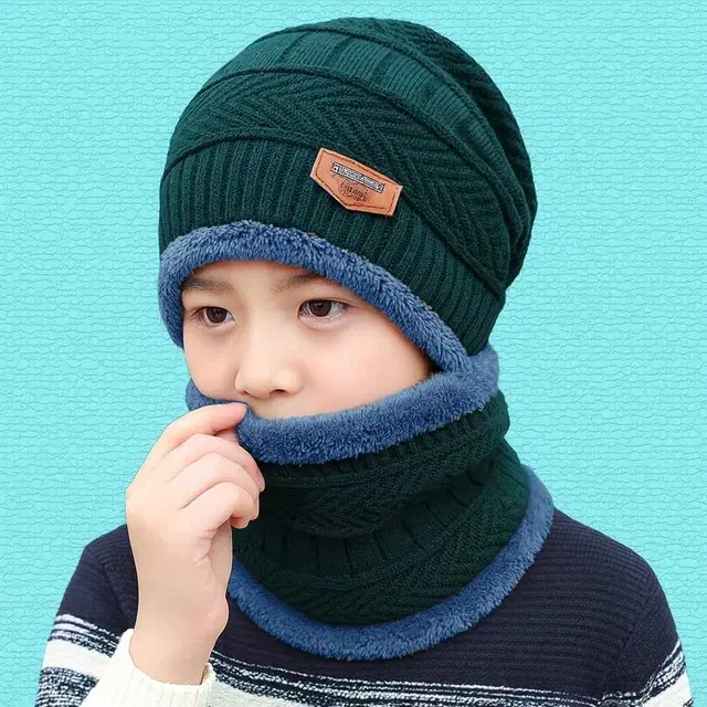 Woolen Solid Cap with Neck Warmer for Kids, Green (Free Size)
