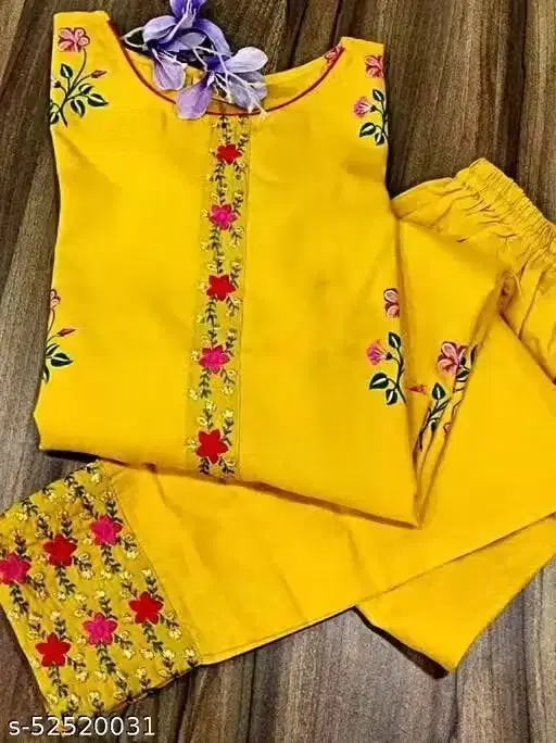 Cotton Blend Kurta Set for Women (Yellow, M)