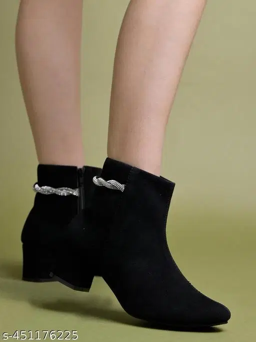 Shoetopia Solid Suede Block Heel Boots Black (IND-3)