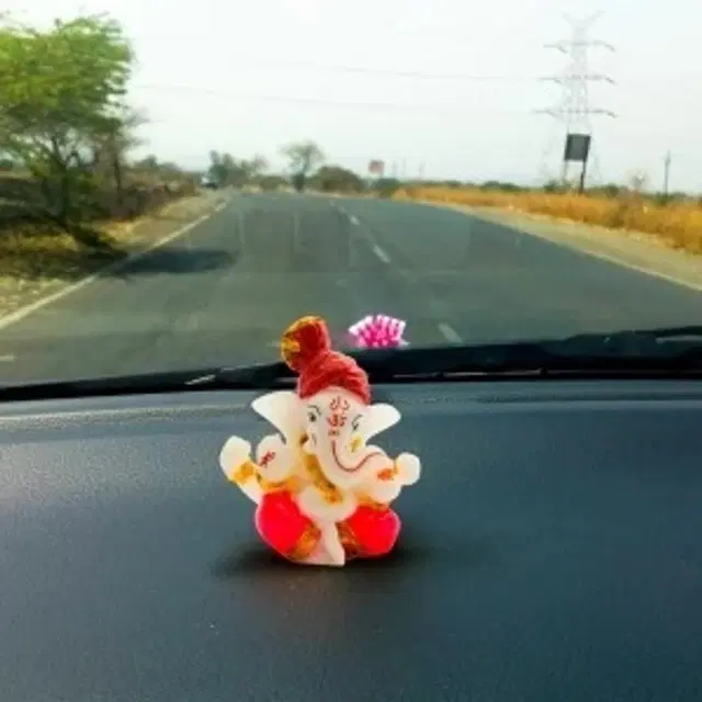 Beautiful Ganpati Idol for Car Dashboard, Multicolor