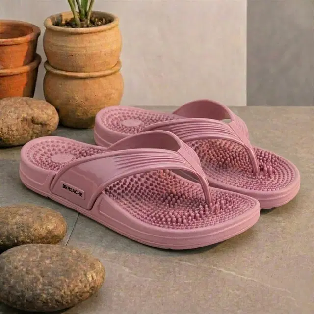 Solid Thong Flip-flops for Women (Pink, 4)
