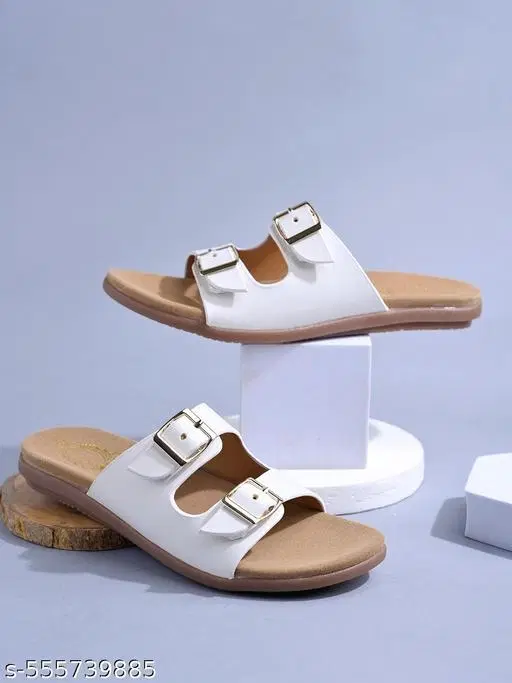 Shoetopia Girls Solid White Flatforms - Size 3.0