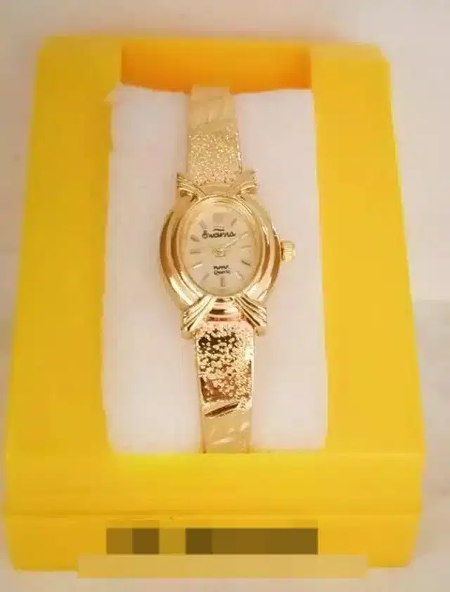 Analog Watch for Women (Gold)