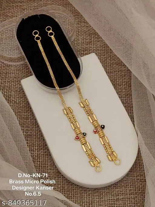 Stylish Studs for Women (Gold, Free Size)