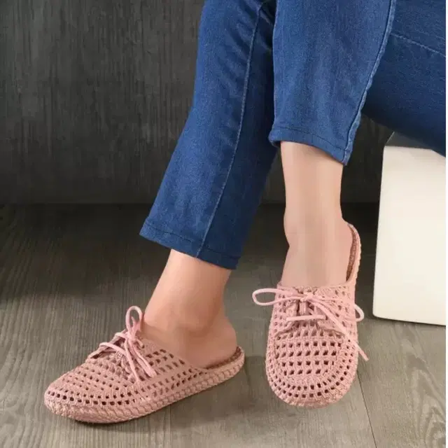 Sliders for Women (Pink, 7)