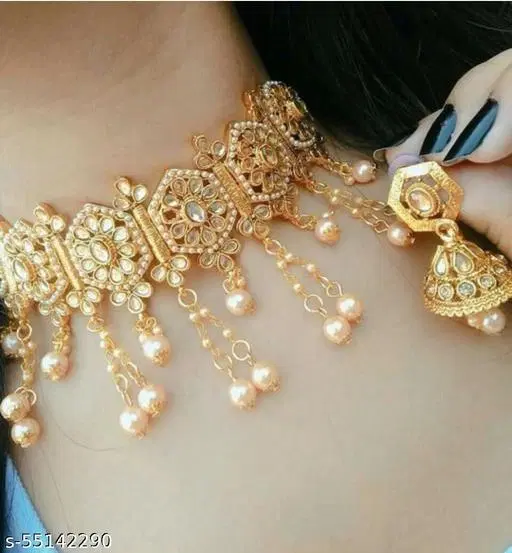 Diva Fansy Chokar Jewellry sets