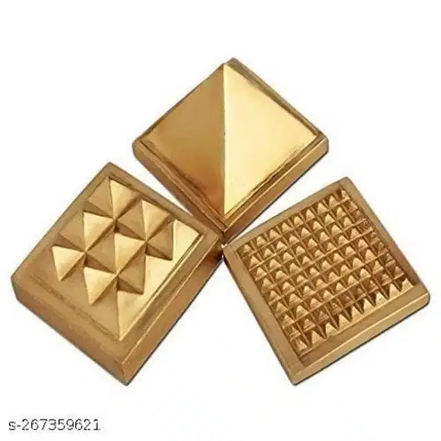 Fengshui Vastu Pyramid, Gold, Pack of 3