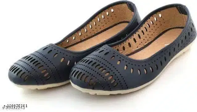 Mojaris for Women (Black, 5)