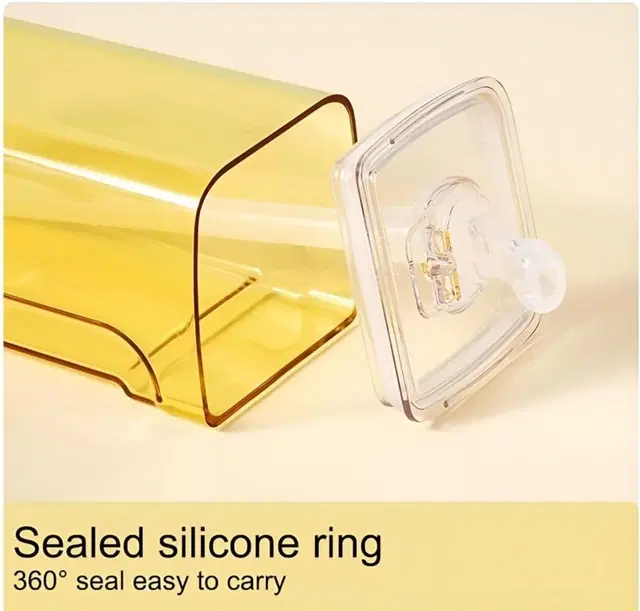 Plastic Bus Shape Sipper Bottle for Kids, Multicolor (1000 ml)