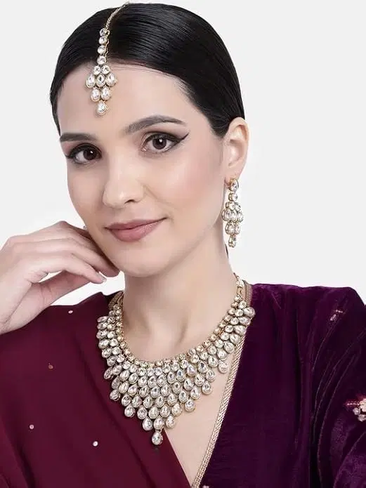 Elegant Pearl Jewellery Set
