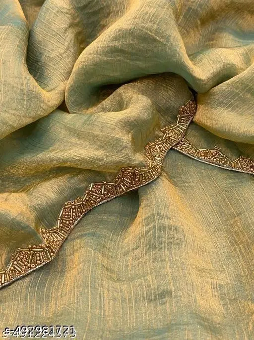 Jimmy Choo Solid Saree For Women, Green