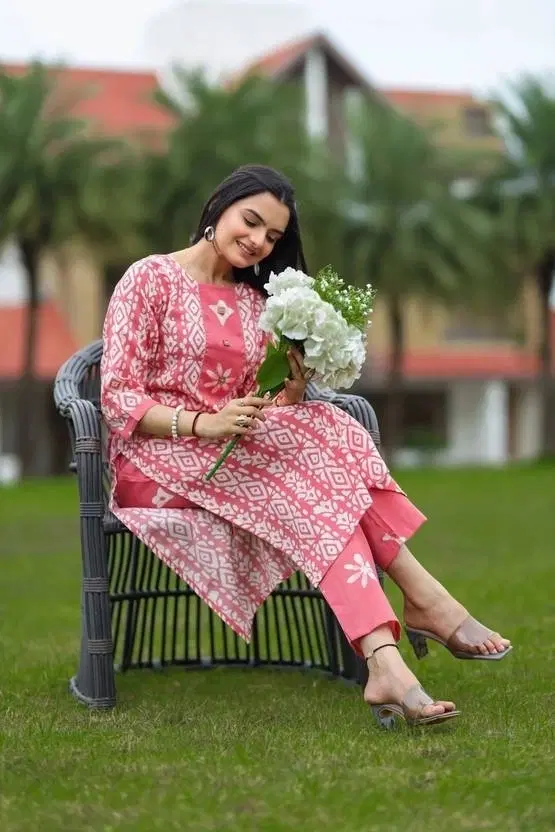 Cotton Printed Women's Kurta with Pant Set, Pink (M)
